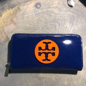 Tory Burch Zip Wallet